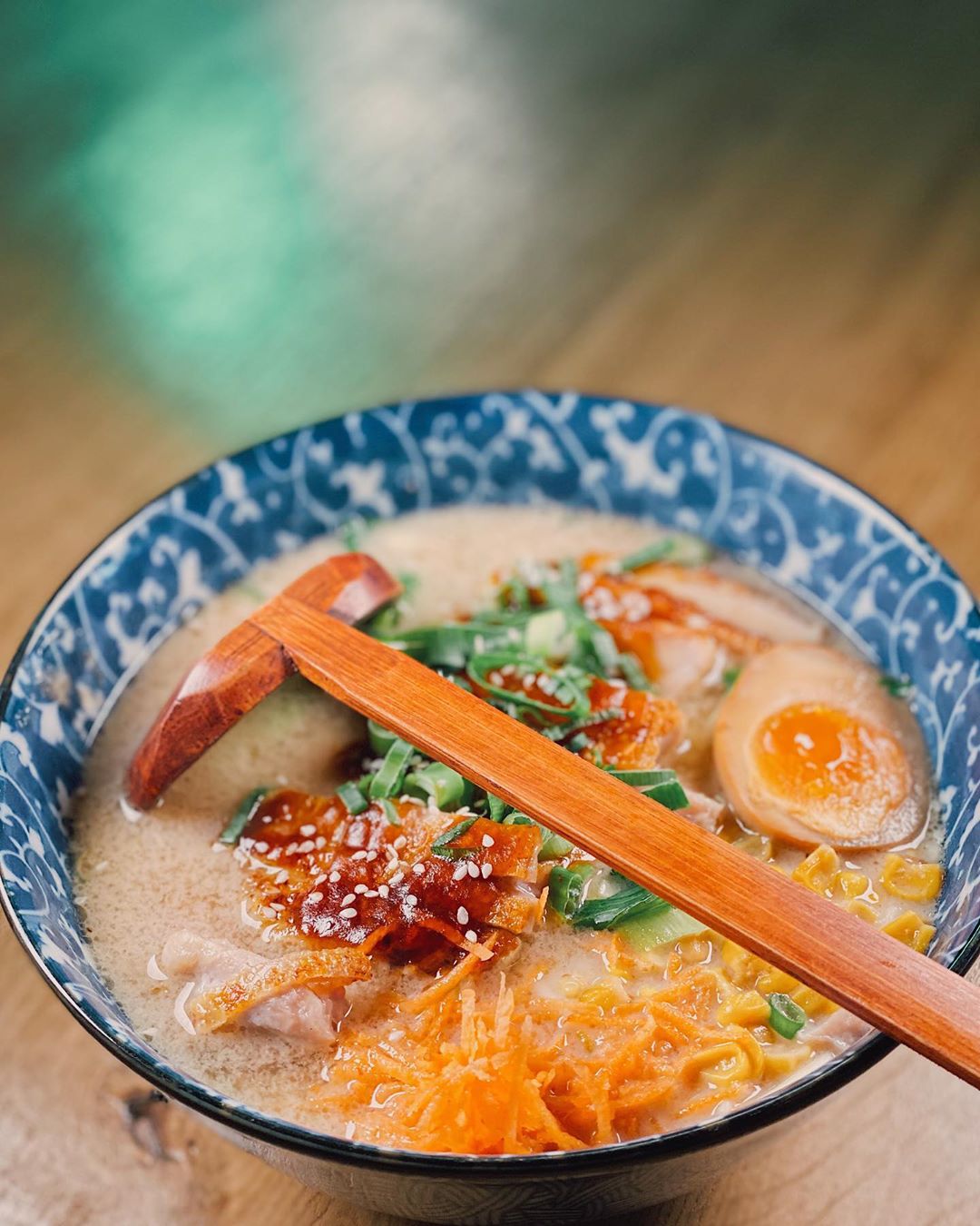 Chicken Noodle Soup by Xu ? .
.
.
.
.
.
#XuNoodleBar #Tilburg #Tillie #Noodles #Asian #Chinese #Food #Homemade #Hotspot #FollowUs #SendNoods #WaarTilburgEet