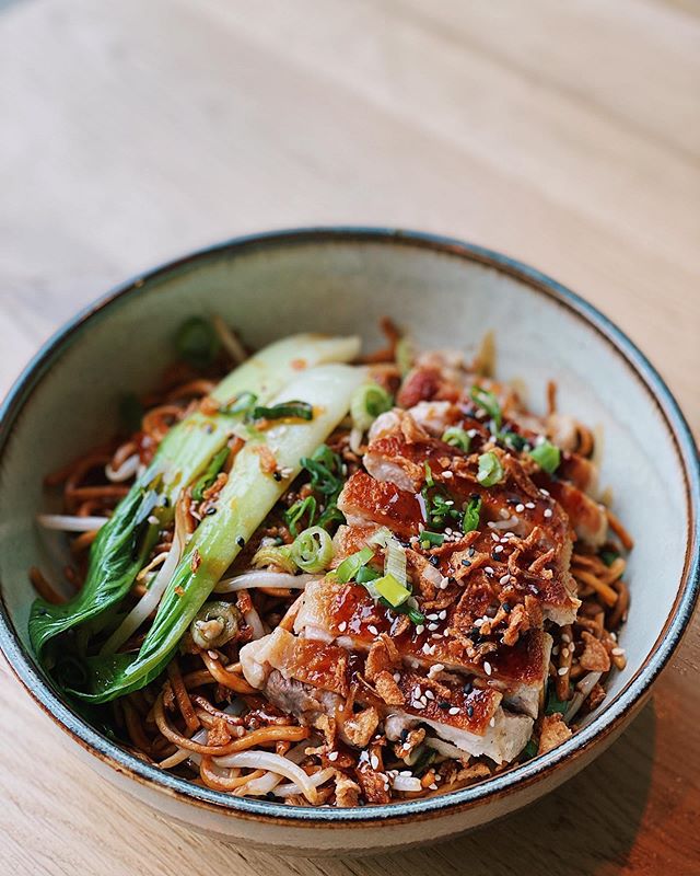 One of the most ordered dish: Fried Noodles Chicken Teriyaki. 🥢 Get yours today! Order via WhatsApp 013-7856061☎️. Open at 16:00.
.
.
.
#XuNoodleBar #Tilburg #Noodles #Asian #Chinese #Food #Hotspot #FollowUs #SendNoods #foodie #instafood #WaarTilburgEet #Takeaway #Delivery #Streetfood